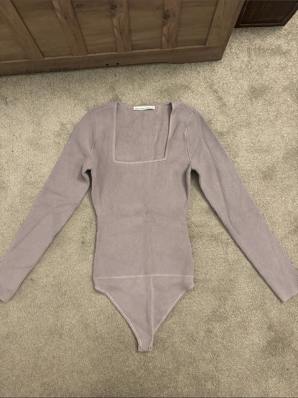 Abercrombie Ribbed Long-Sleeve Square-Neck Bodysuit - Lavender /Gray